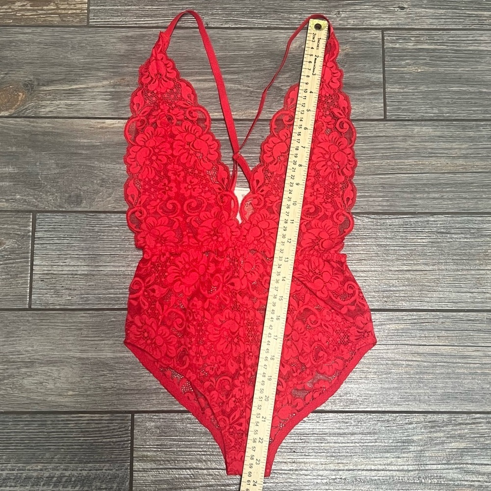 Free People X HAH Comin in Haht Lace Bodysuit Size XS Siren Red Top X-Small - Picture 9 of 13